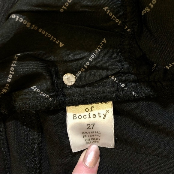 Articles of Society size 27 black distressed skinny jeans. - Picture 3 of 6